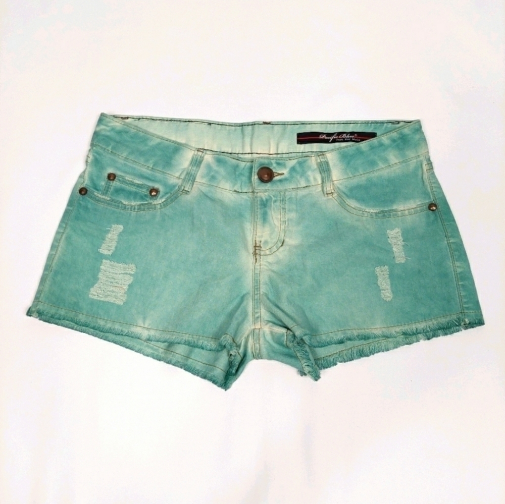 $15🔥 PACIFIC BLUE TURQUOISE DISTRESSED FRAYED SHORTS size: 40 (8-10)